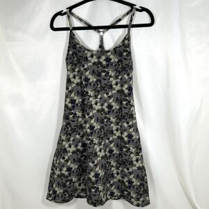 Outdoor Voices The Exercise Dress Womens Sz M Olive Green Tea Tree Floral Sporty